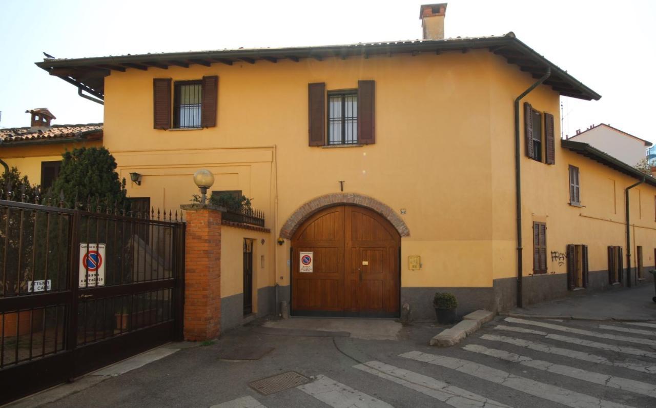 Morimondo Studio Apartment Milano Dış mekan fotoğraf